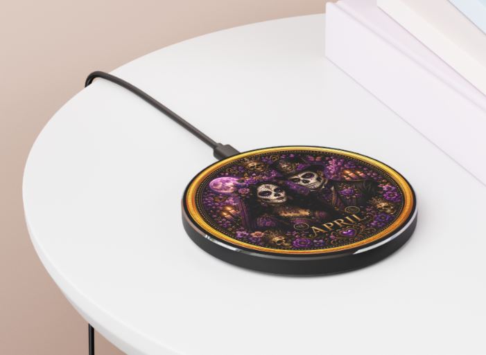 April Eternal Royals Wireless Charger 10W Violet Gold Skull Art | Noni Ross Creations