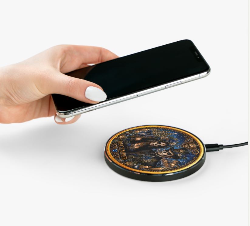 Eternal Royals December Wireless Charger | Gothic Skeleton Couple Qi Charging Pad | Dark Fantasy Desk Decor | Celestial Phone Charger